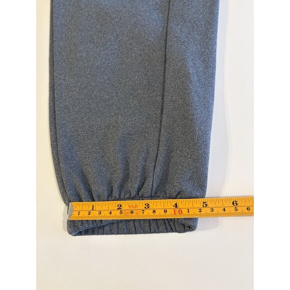 Nike Women’s Therma Joggers Size Medium Grey Logo Sweatpants Athleisure - Picture 7 of 11